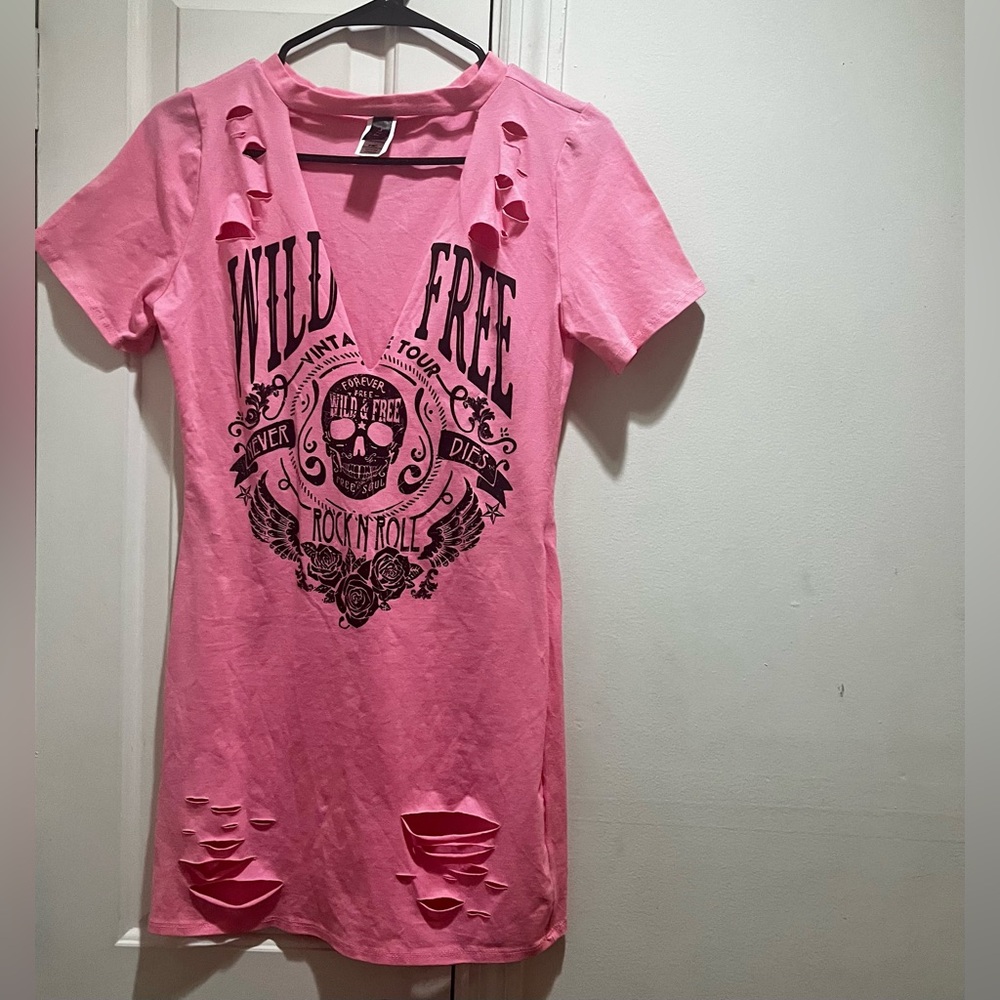 NWOT Pink Wild & Free Distressed T-Shirt Mini Dress